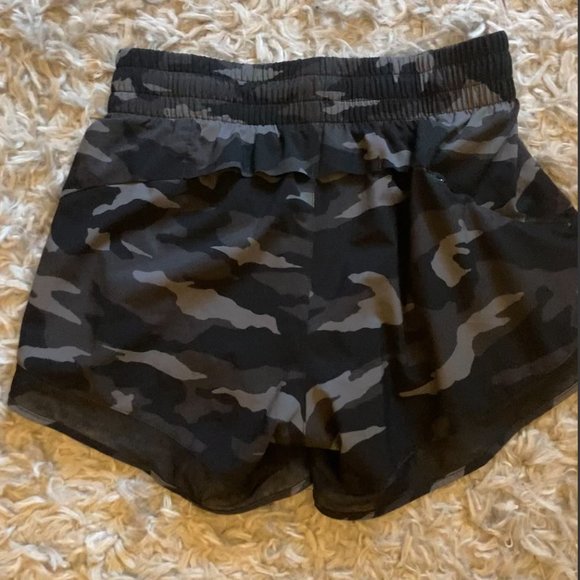 Printed Mesh Racer Run Short - Picture 3 of 5